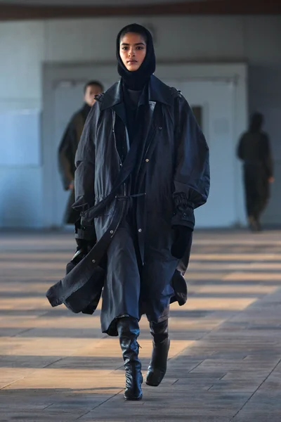Look 5